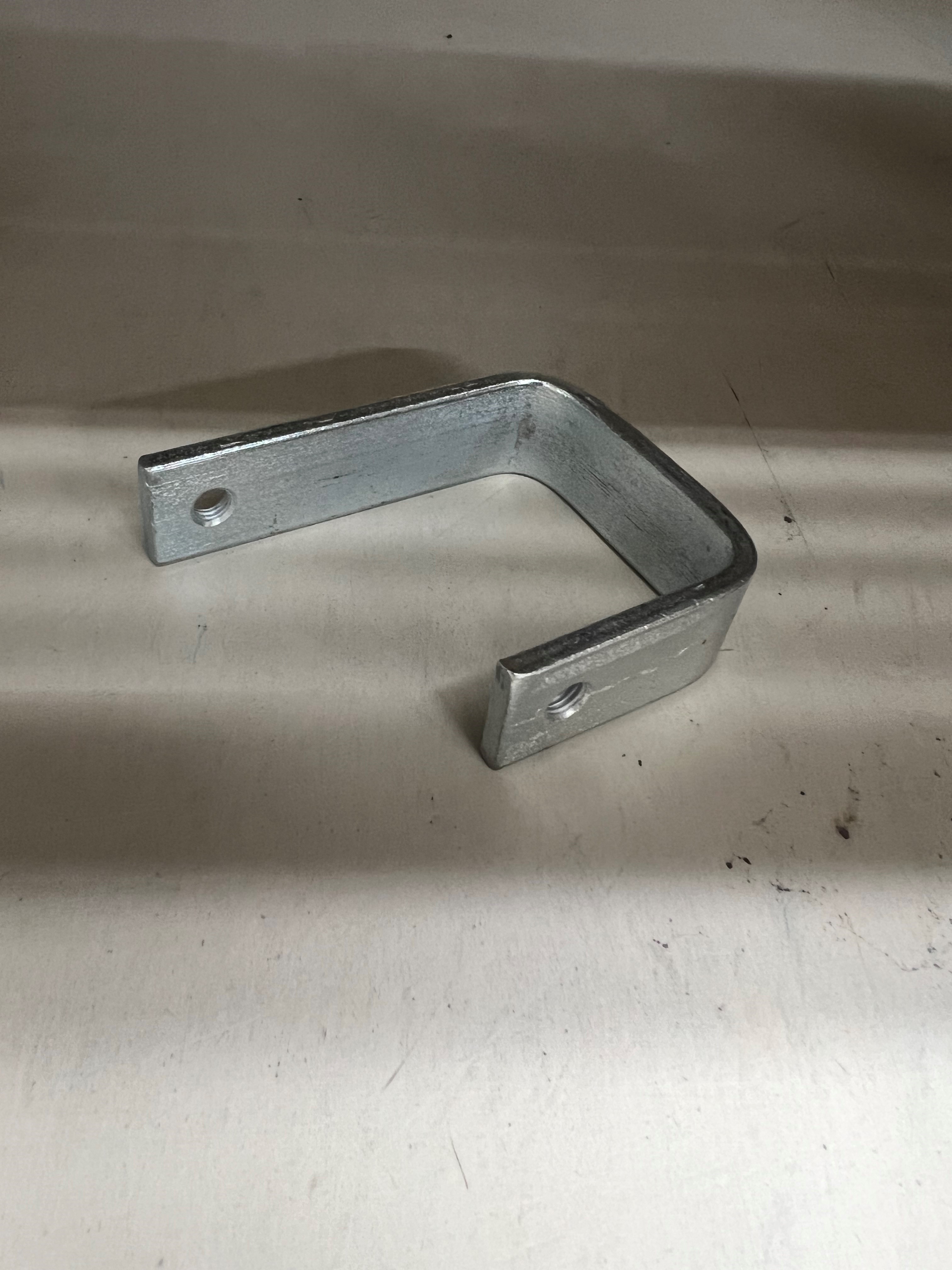 METAL HANGER/BRACKET FOR 
798,1780 FLOAT 1PAIR